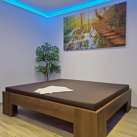 Гостевой дом A Wellness - Jilan, Naves Svobody 39, 4*