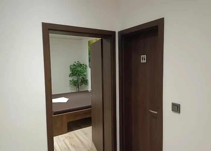 A Wellness - Jilan, Naves Svobody 39, بيت ضيافة